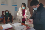 霍邱：“老赖”年前被拘传 年后家属主动到法院还款