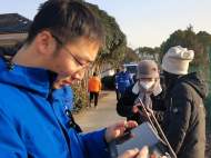 含山一老人夜間走失 搜救人員用無人機找到他