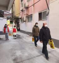 渦陽社企聯動   關愛“一老一小” ——春節慰問暖民心