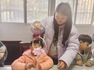 合經區錦繡社區：“喜迎小年到，巧手做燈籠”——親子手工主題活動