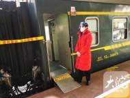 列車“靚麗”出行迎春運