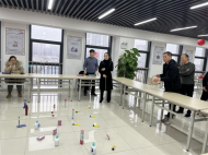 邮储银行滁州市分行举办开展“庆元宵 套圈猜灯谜”趣味活动
