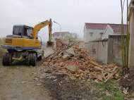 懷寧縣江鎮(zhèn)鎮(zhèn)：拆除廢棄房屋解決農(nóng)村“視覺貧困”
