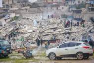 土耳其地震已致該國5894人死亡