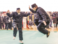 一頓能吃一只雞 ?蚌埠95歲老人武術(shù)大賽火出圈