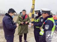 濉溪一男子无证酒后驾驶摩托三轮车被查