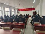 开学季 巢湖交警走进校车公司上好"开学"安全课