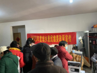 蚌山區雪華鄉（宏業村街道）：更換三代社保卡 社區搭建“便民橋”