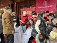 合肥市三孝口街道城隍廟社區：“二月二剃毛頭”義剪服務進社區