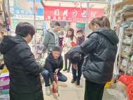 安慶經開區同安社區開展安全生產排查及轄區商戶信息摸排活動