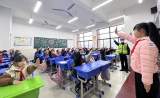 寿县公安交警开展交通安全进校园   预热“全国中小学生安全教育日”