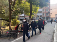 蚌山區(qū)黃莊街道朝陽社區(qū)開展“警民聯(lián)動(dòng) 守一方平安”治安巡邏行動(dòng)