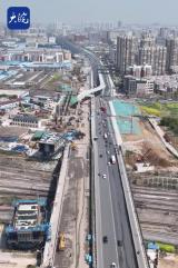 合肥文忠路高架主体结构完工 部分地面道路上半年放行通车