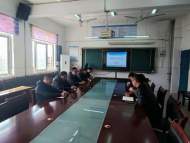 蚌埠十六中教育集團小學(xué)部開展教研組長會議