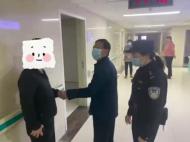 六安：小伙丟失錢包 七旬老人撿到后歸還