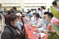 “迎三八 送健康”——安醫大附屬阜陽醫院特邀安醫大一附院專家團隊來院義診