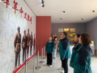 緬懷革命先烈 奮進偉大征程 ——蚌埠解放二路小學黨支部開展清明祭掃活動