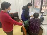 合肥市庐阳区社彩社会服务中心：暖心为老行 血压定时测
