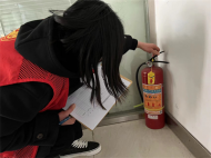 蚌山區黃莊街道和平社區開展沿街商鋪消防安全檢查