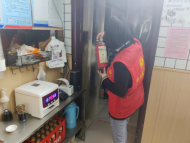 天橋街道開展燃氣安全檢查為全市文旅美食季保駕護航