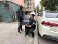 8歲“熊孩子”賭氣離家  池州特警暖心尋回