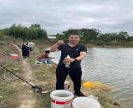 童地軸：漁趣