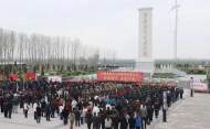 固鎮(zhèn)舉行烈士集中安葬入園儀式  200多名烈士“歸隊(duì)”