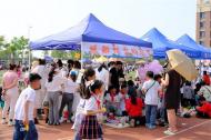 校園里當起“小老板” 花式銷售熱鬧非凡