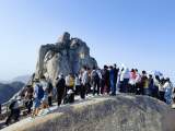 创历史新高   天柱山今天接待游客3.5万人次