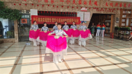 雪華鄉(xiāng)宏業(yè)村街道“第七屆社區(qū)運動會”之廣場舞比賽順利舉行