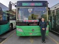 勞模主題文化車(chē)廂亮相六安
