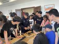 淮南春曉街派出所開展警營開放日活動