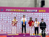 阜陽(yáng)17歲女孩一周“摔”得兩個(gè)全國(guó)冠軍 成功路上寫滿“不服輸”