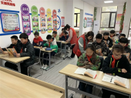 黃莊街道和平社區(qū)開展“以書傳情 愛(ài)在社區(qū)”助學(xué)支教志愿服務(wù)暨“護(hù)苗2023·綠書簽”活動(dòng)