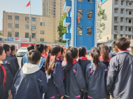 蚌埠市鳳陽路第一小學開展參觀消防隊活動
