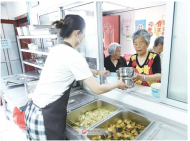 讓更多老人就近吃上“暖心餐” 2023年阜陽已新增老年食堂（助餐點）236家