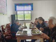 懷寧縣江鎮(zhèn)鎮(zhèn)：老年食堂吃出“幸福味道” 