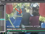 危急时刻公交车变身救护车,“六安好人”黄先军又上演感人一幕