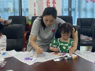 南崗鎮(zhèn)新城社區(qū)新時代文明實踐站：彩繪風箏  放飛夢想