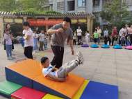 城西橋中心開展青少年健康運動會活動