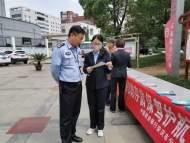 建行安慶宜城支行與同安社區(qū)共同開展存款保險宣傳活動 