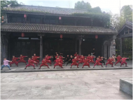 潁上縣紅雨傘志愿者協會：感恩母親節 義賣獻愛心