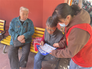 雪華鄉（宏業村街道）第一社區：“五一”志愿服務不打烊 凝心聚力促和諧 