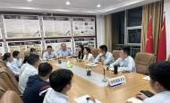建行安慶宿松支行召開“賡續(xù)五四精神，勇?lián)啻菏姑鼻嗄陠T工座談會