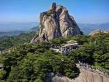 “五一”假期第三天，天柱山接待游客3.59万人次