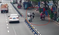 司機讓學(xué)生在禁停路段下車后發(fā)生事故 兩人都要負責(zé)任