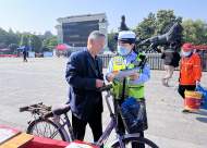 壽縣公安交警以“5.12全國防災減災日”為契機扎實開展交通安全宣傳活動