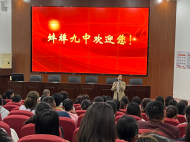 蚌埠解二?。簲y手小初銜接 共筑美好未來