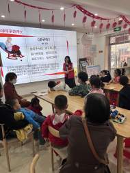 合肥市三孝口街道城隍廟社區：感恩母親節  寄情康乃馨