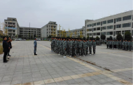 蚌埠汽車工程學校? 準軍事化管理促行為養成